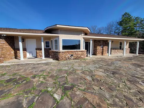 Exterior - 511 Round Mtn, Conway, AR 72034 photo 4 of 9
