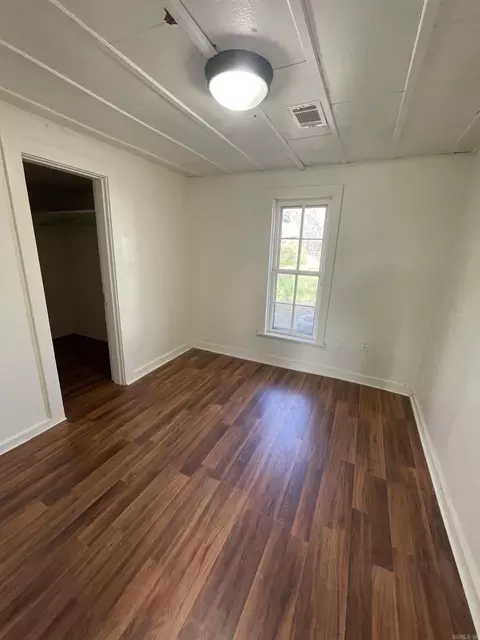 520 First St, Conway, AR 72032 photo 9