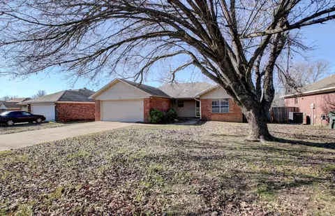 2255 Remington, Conway, AR 72032 photo 2