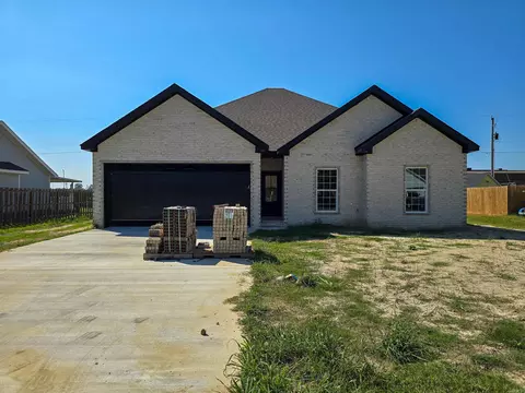 Exterior - 207 Cypress St, Marked Tree, AR 72365 photo 1 of 2