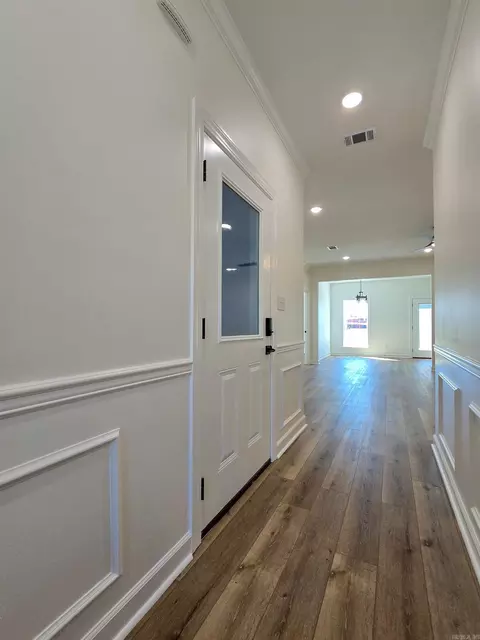 Entry Way - 207 Cypress St, Marked Tree, AR 72365 photo 1 of 7