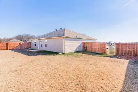 Exterior - 205 Harper Dr, Brookland, AR 72417 photo 6 of 9