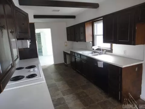 Kitchen - 418 Dial Cir, Brinkley, AR 72021 photo 2 of 2