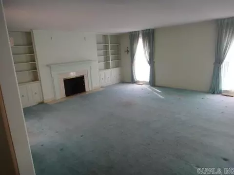 Living - 418 Dial Cir, Brinkley, AR 72021 photo 1 of 5