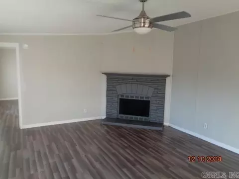 637 Alex Loop, Redfield, AR 72132 photo 4