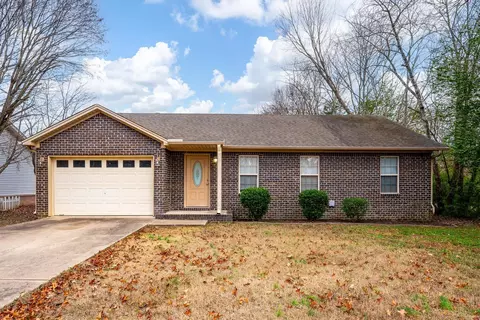Exterior - 416 N Beech St, Beebe, AR 72012 photo 2 of 6