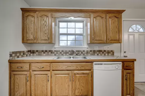 Kitchen - 416 N Beech St, Beebe, AR 72012 photo 3 of 5
