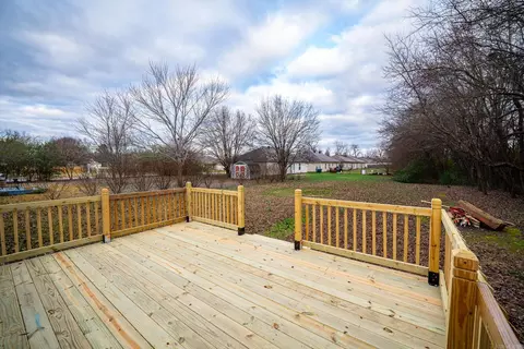 Exterior - 416 N Beech St, Beebe, AR 72012 photo 4 of 6