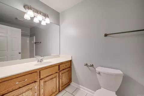 Bath - 416 N Beech St, Beebe, AR 72012 photo 1 of 2