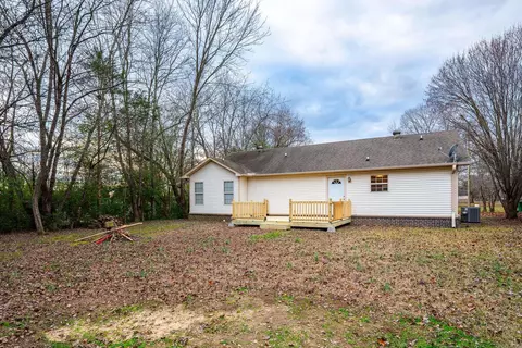 Exterior - 416 N Beech St, Beebe, AR 72012 photo 6 of 6