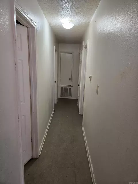 907 W 15th Ave, Pine Bluff, AR 71601 photo 5
