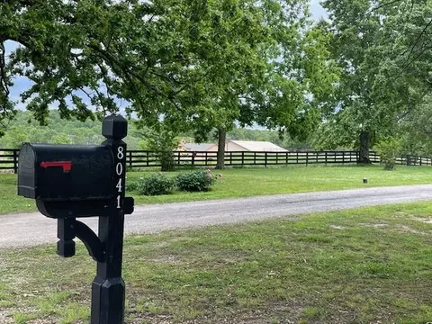 Exterior - 8041 Us 62, Glencoe, AR 72539 photo 7 of 7
