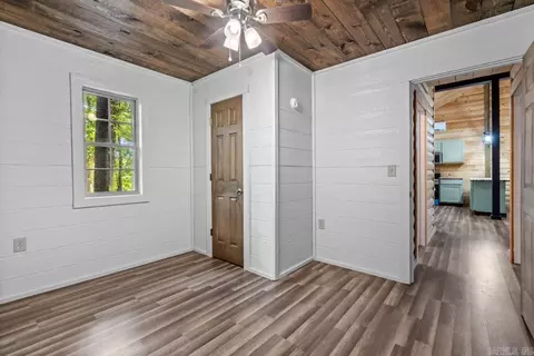 Bedroom - 249 Oak Ridge Dr, Ashdown, AR 71822 photo 3 of 3