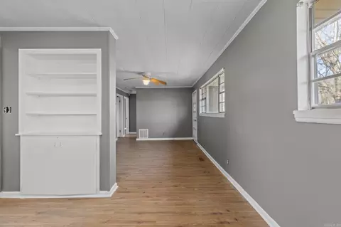 901 Spangle St, Benton, AR 72015 photo 7