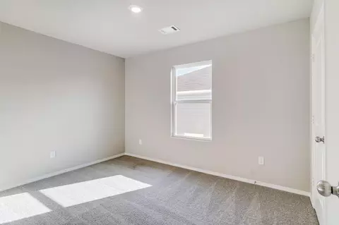 Bedroom - 6056 Croft Ave, Benton, AR 72019 photo 5 of 6