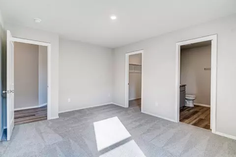 Bedroom - 6056 Croft Ave, Benton, AR 72019 photo 2 of 6