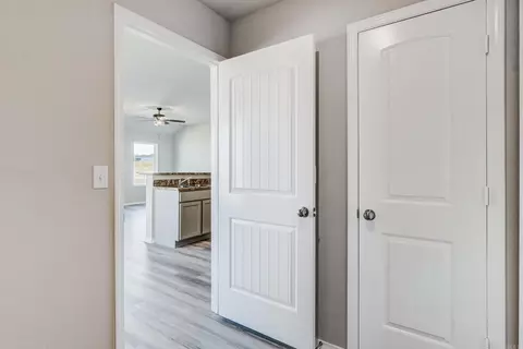 Entry Way - 6056 Croft Ave, Benton, AR 72019 photo 4 of 5