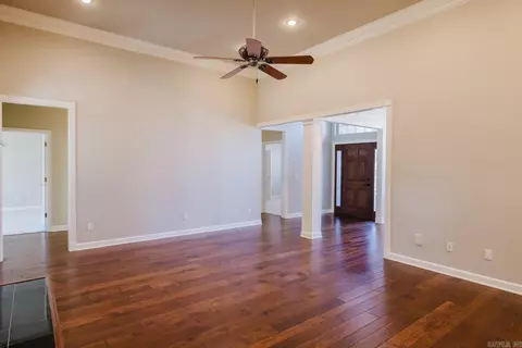 611 Providence Dr, Bryant, AR 72022 photo 8