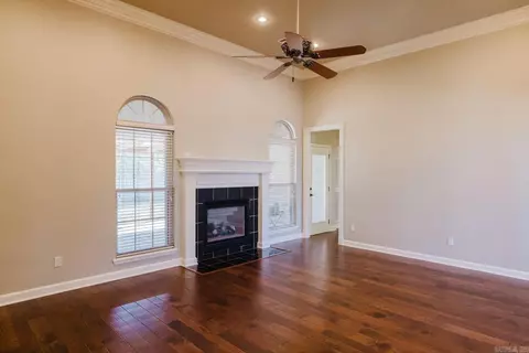 611 Providence Dr, Bryant, AR 72022 photo 9