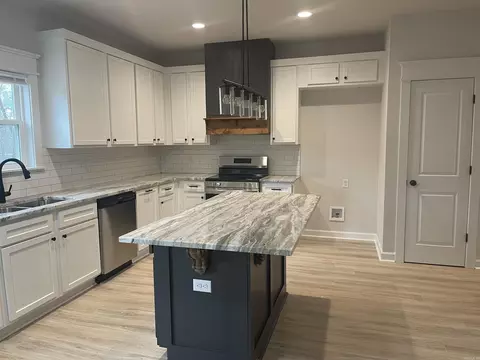 13588 Mars Hill Rd, Bauxite, AR 72011 photo 4