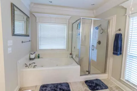 Bath - 407 Greystone Blvd, Cabot, AR 72023 photo 1 of 6