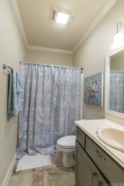Bath - 407 Greystone Blvd, Cabot, AR 72023 photo 5 of 6