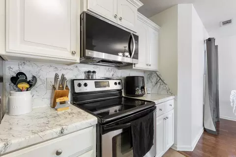 Kitchen - 110 Willow Lake Dr, Ward, AR 72176 photo 1 of 2