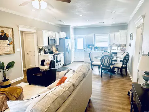 Living - 2001 Rehobooth Cir, Searcy, AR 72143 photo 1 of 2