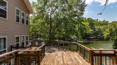 Exterior - 357 Catherine Cove Rd, Malvern, AR 72104 photo 2 of 9