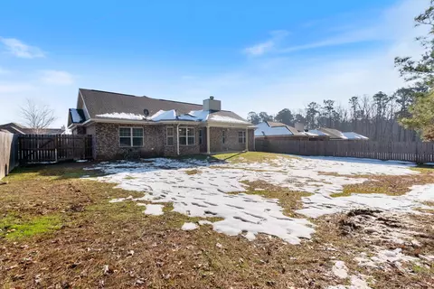 Exterior - 424 Sunshine Ln, Redfield, AR 72132 photo 7 of 7