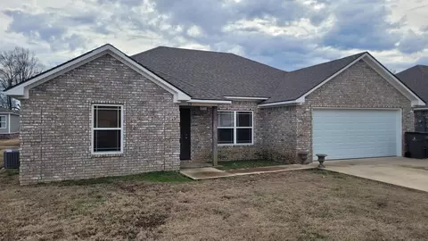 Exterior - 210 Stacy Dr, Paragould, AR 72450 photo 1 of 2