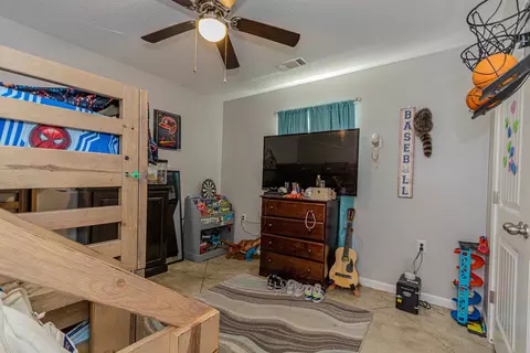 Bedroom - 210 Stacy Dr, Paragould, AR 72450 photo 2 of 4
