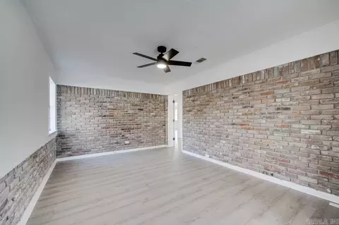 215 E 8th St, Lonoke, AR 72086 photo 14