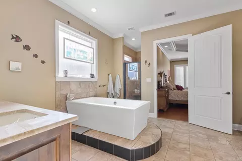 Bath - 6575 Westminster, Benton, AR 72019 photo 1 of 6