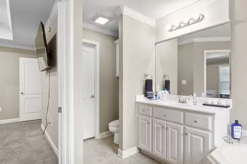 Bath - 2713 Richland Park Dr, Bryant, AR 72022 photo 3 of 4