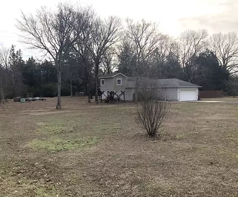 Exterior - 42 Carroll Ln, Conway, AR 72032 photo 10 of 11