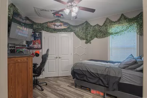 Bedroom - 26 Trenton Cv, Beebe, AR 72012 photo 2 of 4
