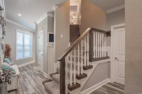 Entry Way - 26 Trenton Cv, Beebe, AR 72012 photo 5 of 6