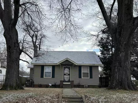 1110 N Division St, Forrest City, AR 72335