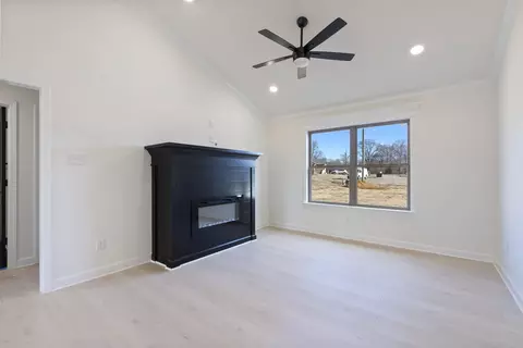 76 Bella Grace Dr, Lonoke, AR 72086 photo 9