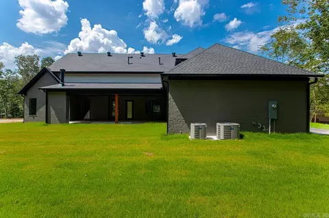 Exterior - 3045 Avilla Manor Trl, Alexander, AR 72002 photo 8 of 11