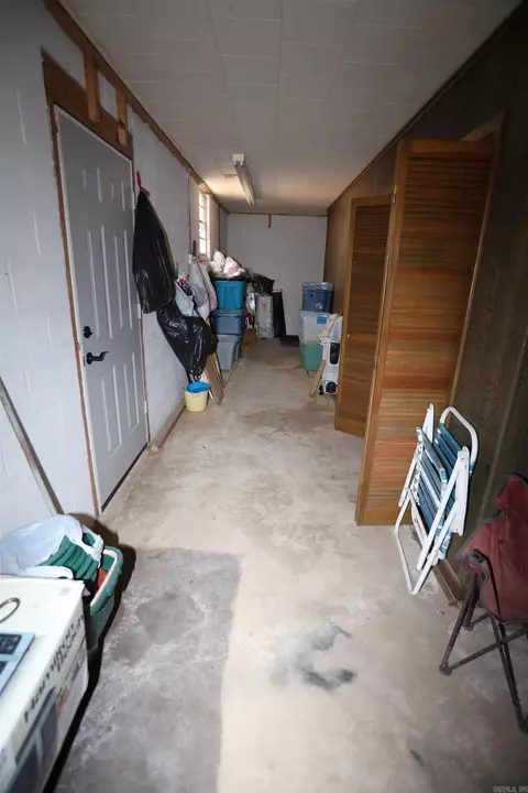 Entry Way - 609 E Cedar, Warren, AR 71671 photo 2 of 2