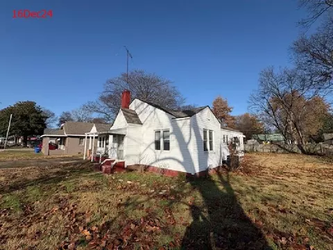 630 W Main St, Trumann, AR 72472 photo 17