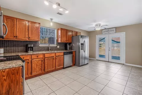 Kitchen - 7 Ada Ave, Mayflower, AR 72106 photo 1 of 4