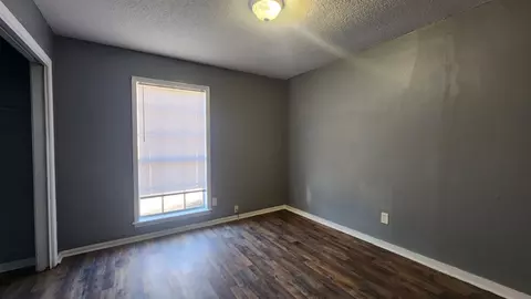 Bedroom - 2401 Taft St, Pine Bluff, AR 71603 photo 2 of 2