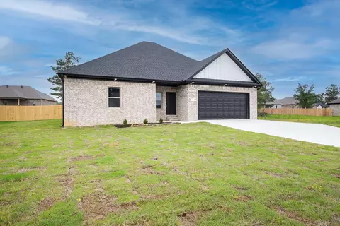 Exterior - 115 Michelle Dr, Beebe, AR 72012 photo 3 of 6