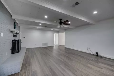 11 Williamsburg Ct, Conway, AR 72034 photo 7