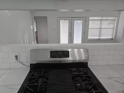 722 E 6th St, Hope, AR 71801 photo 8