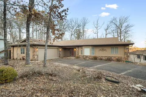 13 Narvaez Ln, Hot Springs Village, AR 71909
