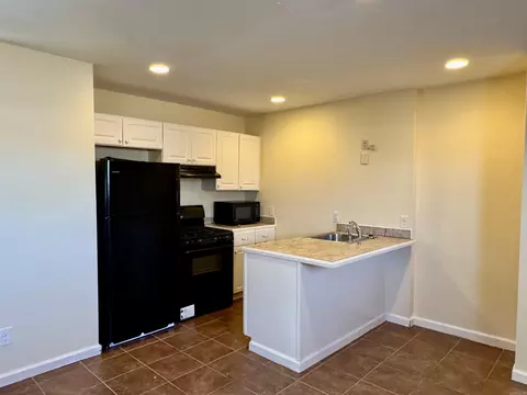 Kitchen - 104 W Main St, Melbourne, AR 72556 photo 1 of 1